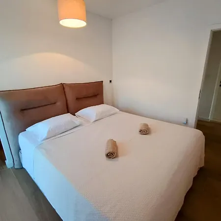 Luxury Апартаменты *